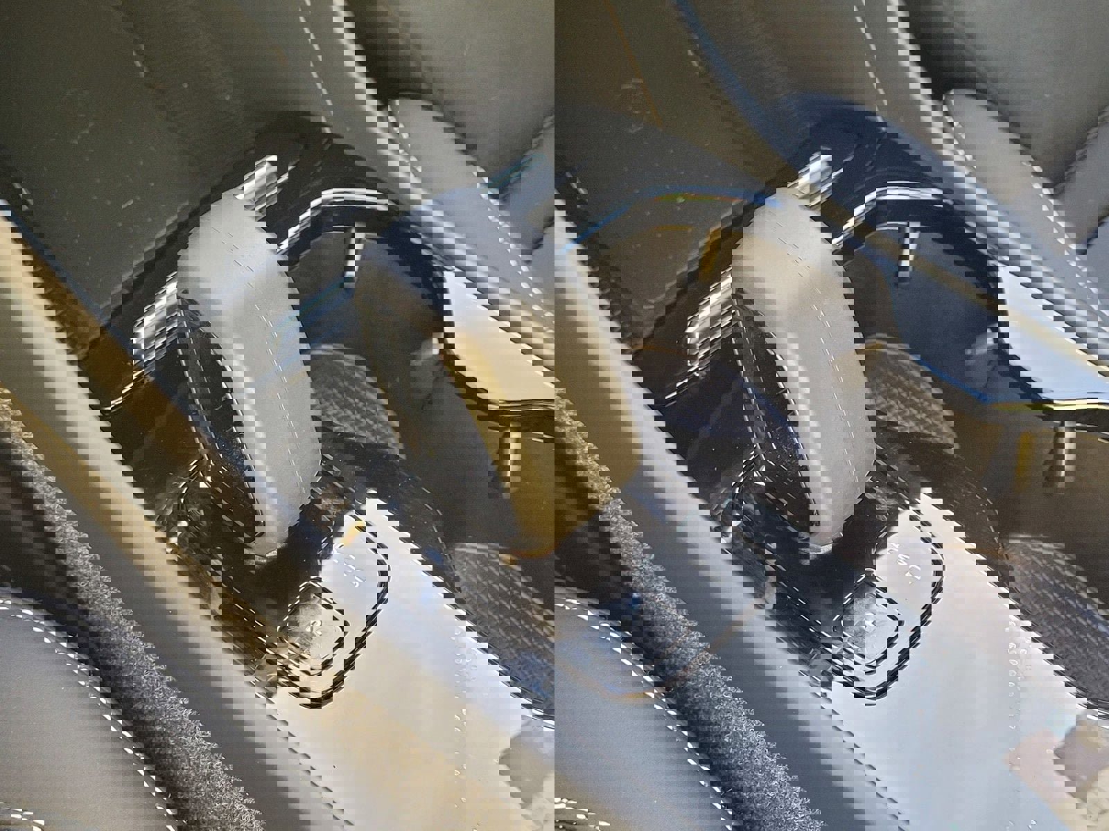 Certified 2023 Volvo XC40 Recharge Ultimate image 27