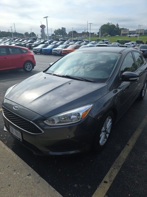 Used 2015 Ford Focus SE FWD image 7