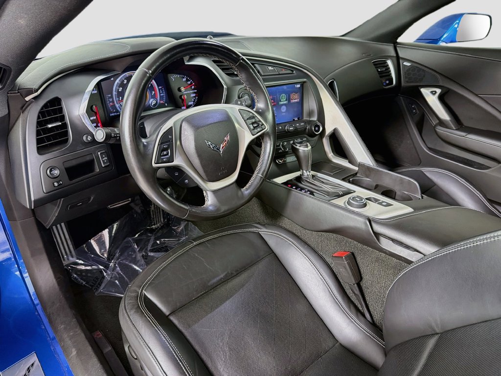 Used 2015 Chevrolet Corvette Stingray Convertible w/ Battery Protection Package RWD image 9