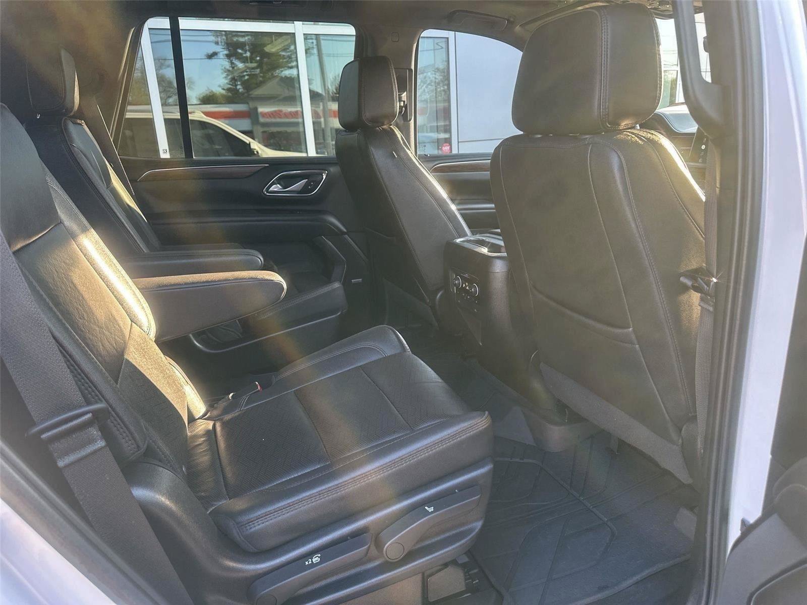 Used 2022 Chevrolet Tahoe High Country w/ Max Trailering Package AWD/4WD image 14