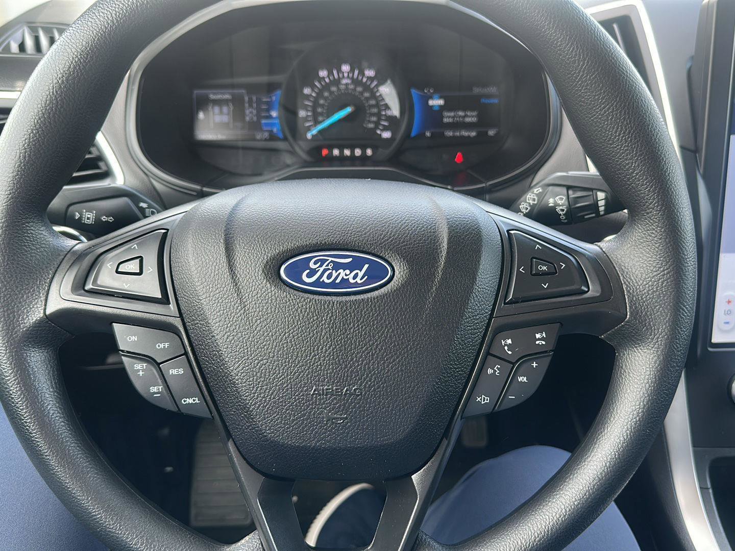 Used 2023 Ford Edge SE AWD/4WD image 11