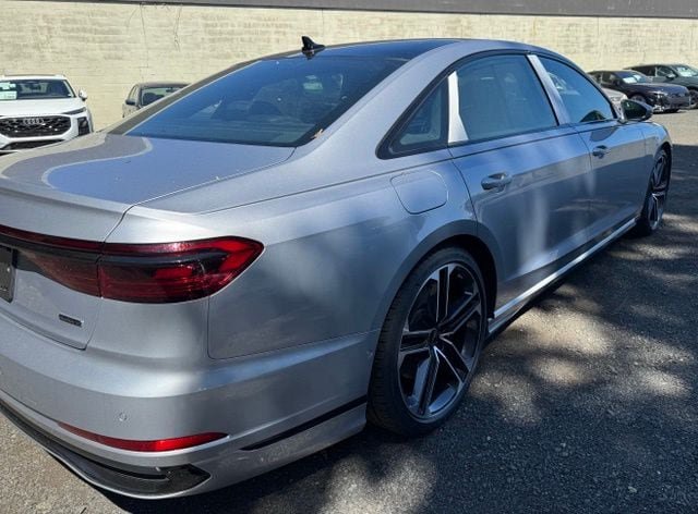 New 2027 Audi A8 L 3.0T AWD/4WD image 8