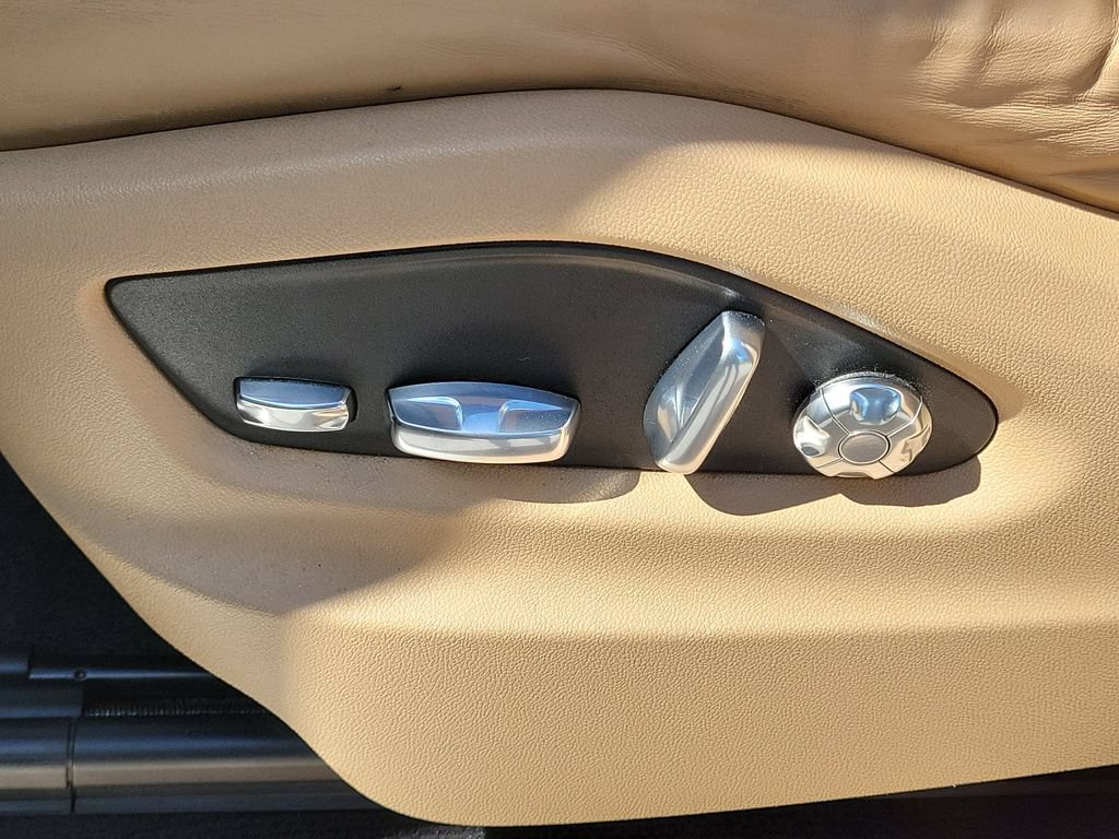 Certified 2019 Porsche Cayenne AWD/4WD image 28