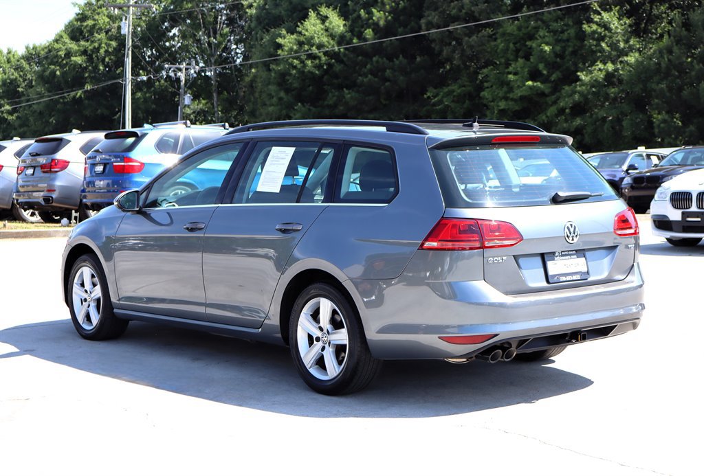 Used 2015 Volkswagen Golf TDI S FWD image 5