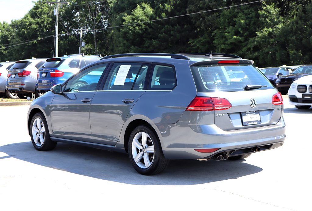 Used 2015 Volkswagen Golf TDI S FWD image 5