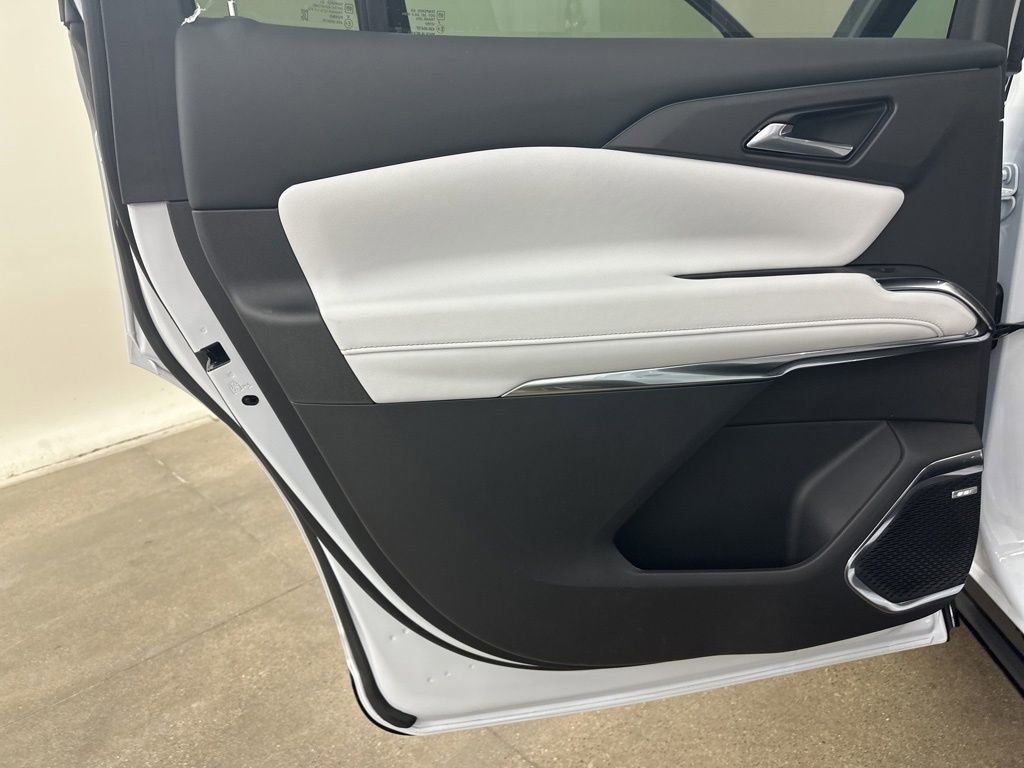 New 2026 Chevrolet Traverse High Country image 27