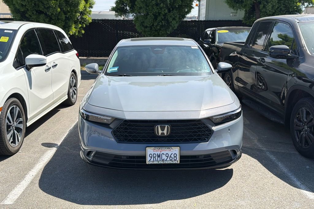 Used 2024 Honda Accord EX-L image 3