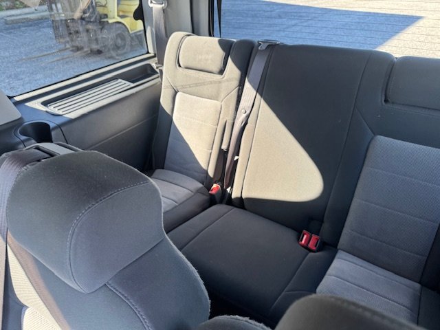 Used 2004 Ford Expedition XLT RWD image 9