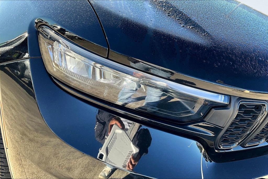 Used 2024 Jeep Grand Cherokee L Altitude image 30