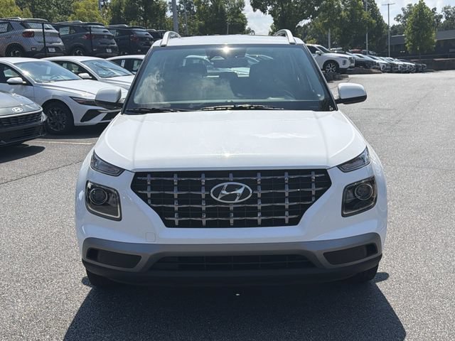 Certified 2025 Hyundai Venue SEL FWD image 2