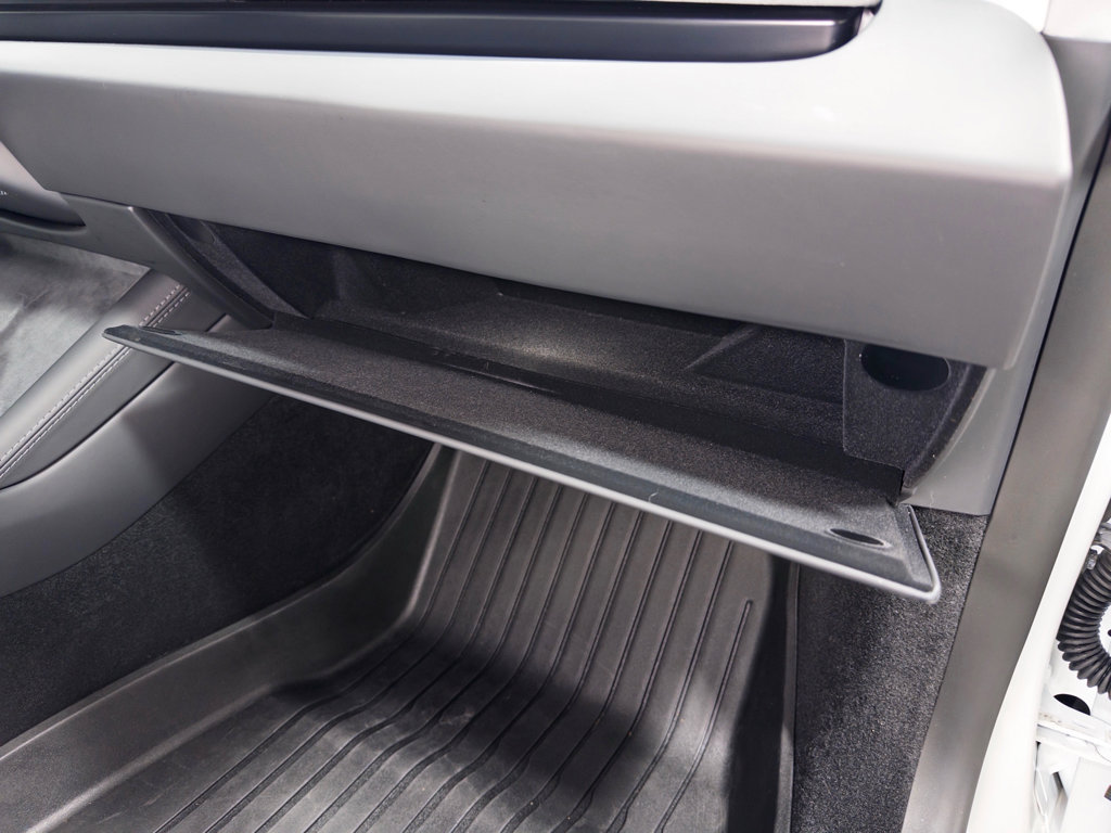 Used 2025 Tesla Model 3 Long Range image 18