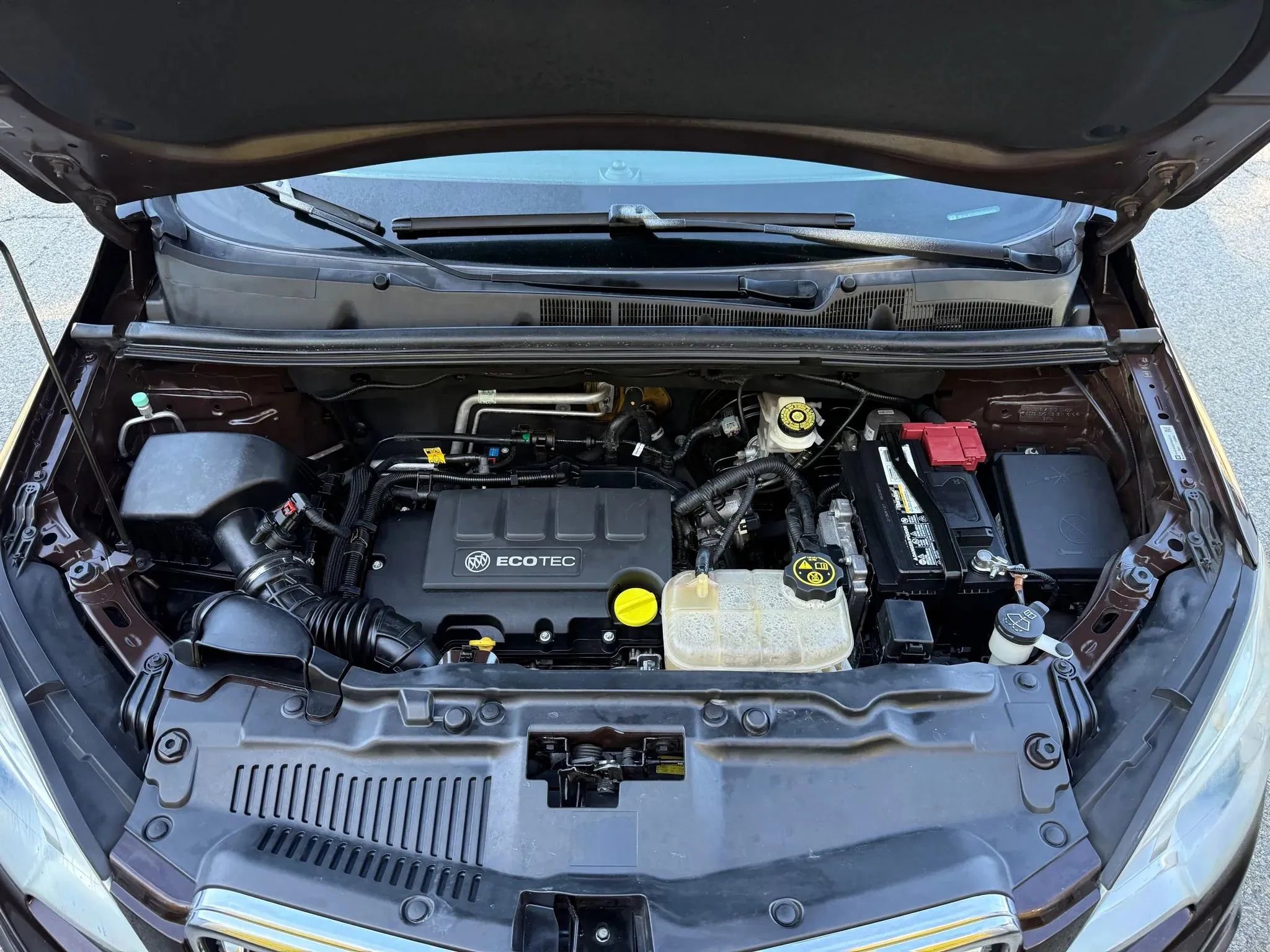 Used 2014 Buick Encore FWD image 25