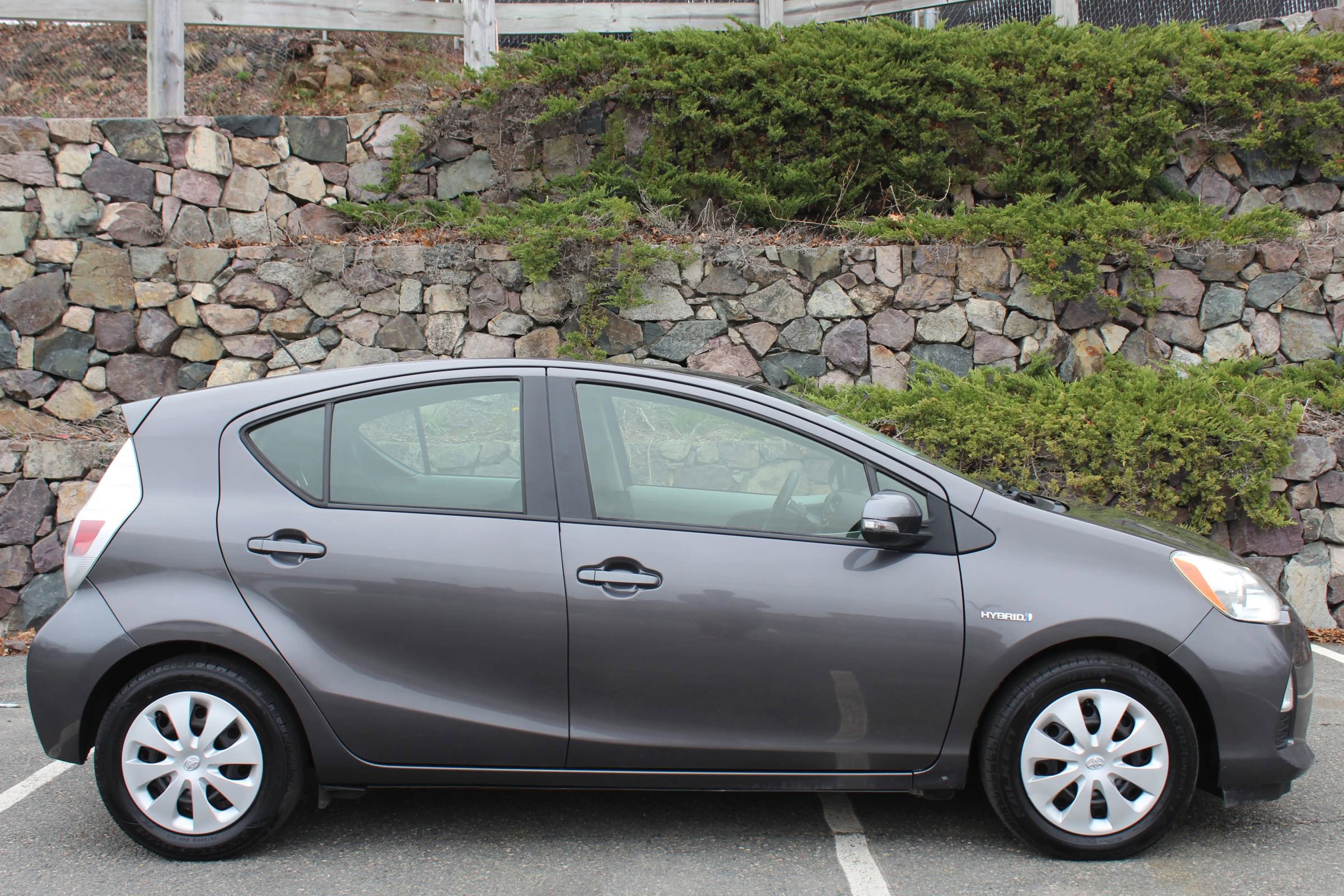 Used 2013 Toyota Prius C Two FWD image 5