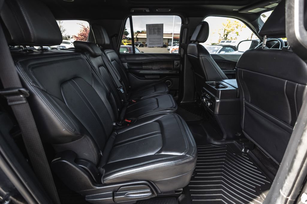 Used 2021 Ford Expedition Max Limited image 32