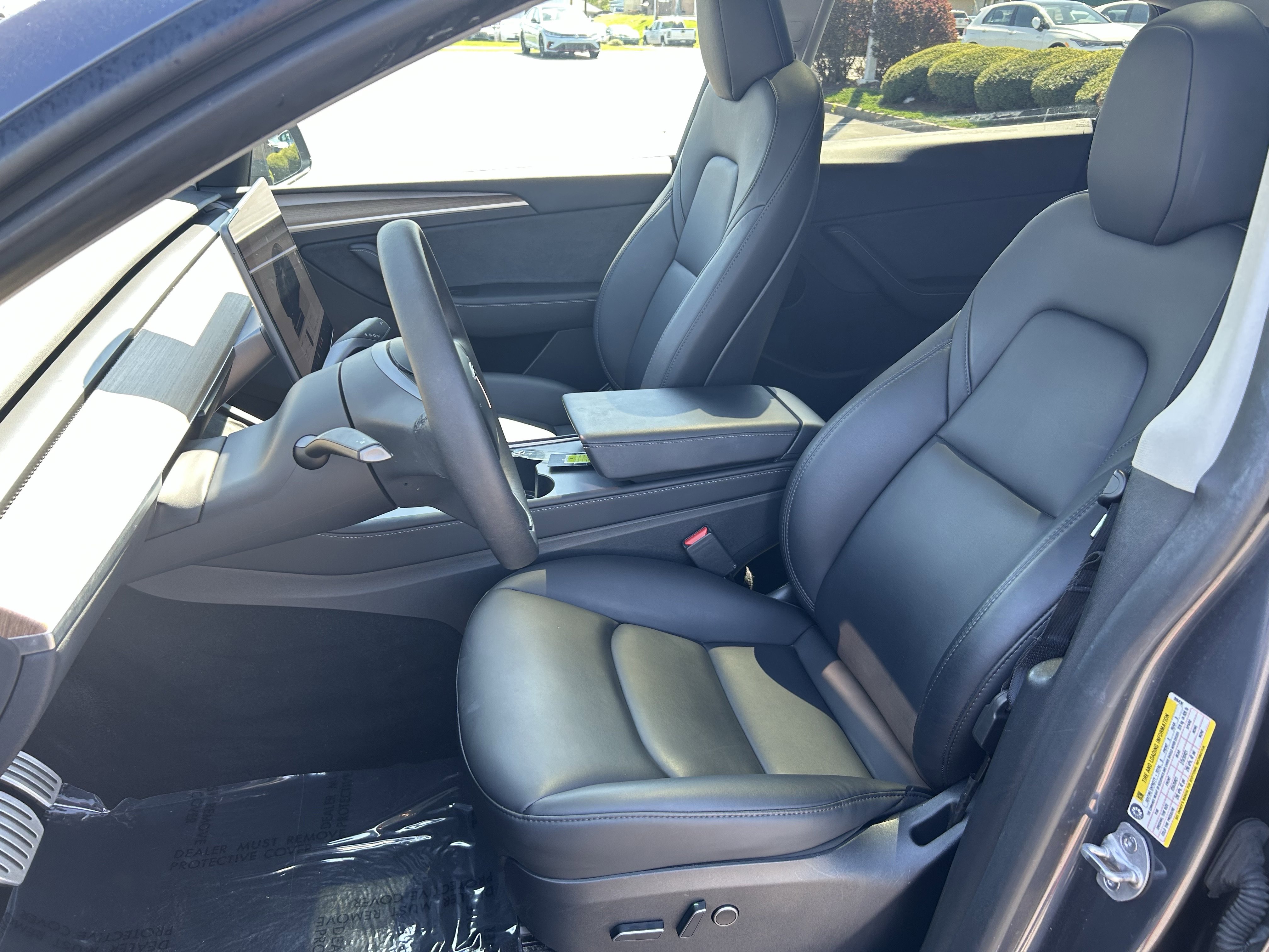 Used 2023 Tesla Model Y Performance image 19