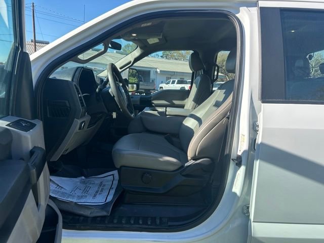 Used 2020 Ford F350 XL w/ Power Equipment Group image 9