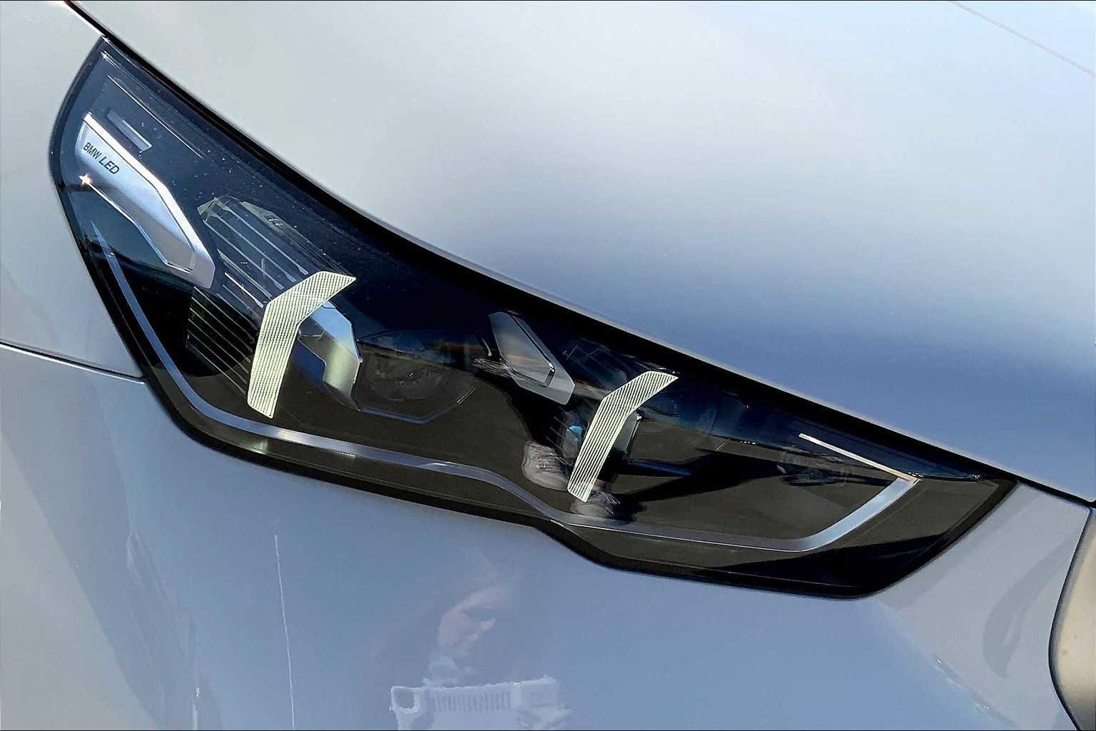 New 2025 BMW 530i xDrive image 13