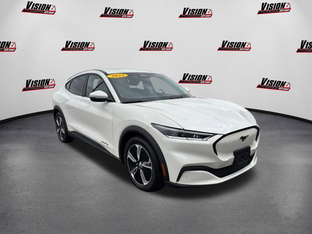 Used 2022 Ford Mustang Mach-E Select video 3