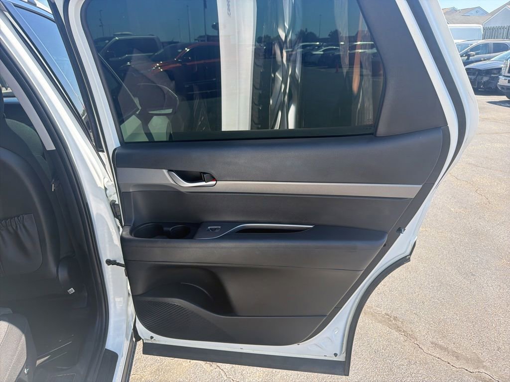 Used 2022 Hyundai Palisade SE AWD/4WD image 45