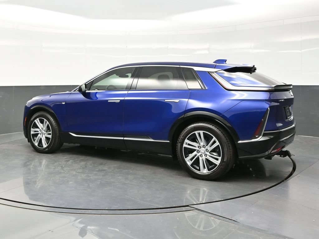 Certified 2024 Cadillac Lyriq Tech AWD/4WD image 4