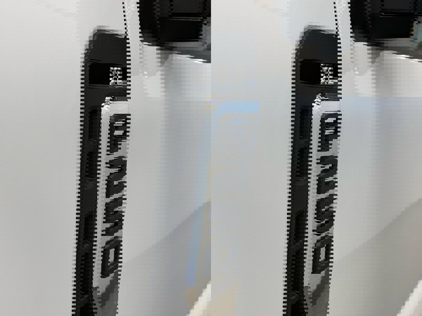 New 2026 Ford F250 XL w/ XL Chrome Package image 8