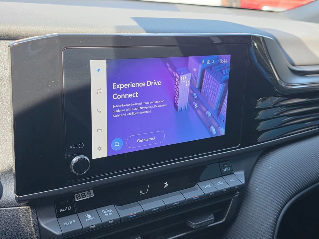 Used 2025 Toyota Camry SE FWD image 25