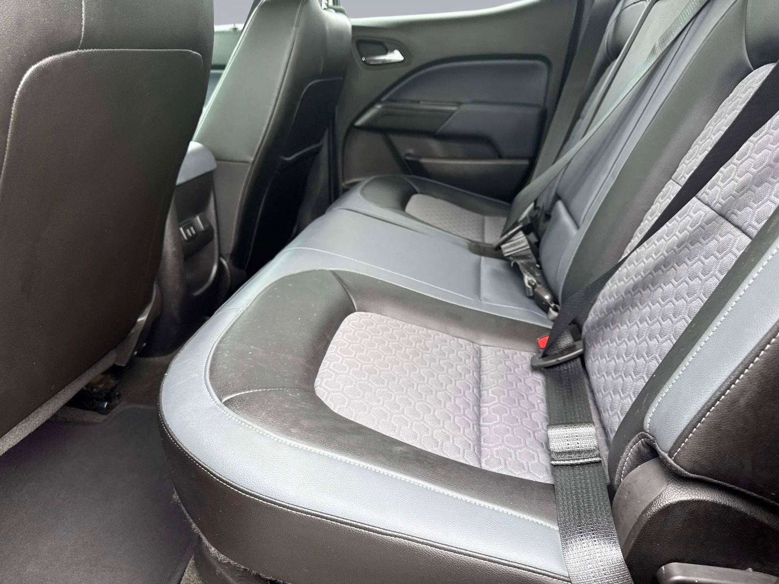 Used 2016 Chevrolet Colorado Z71 image 13