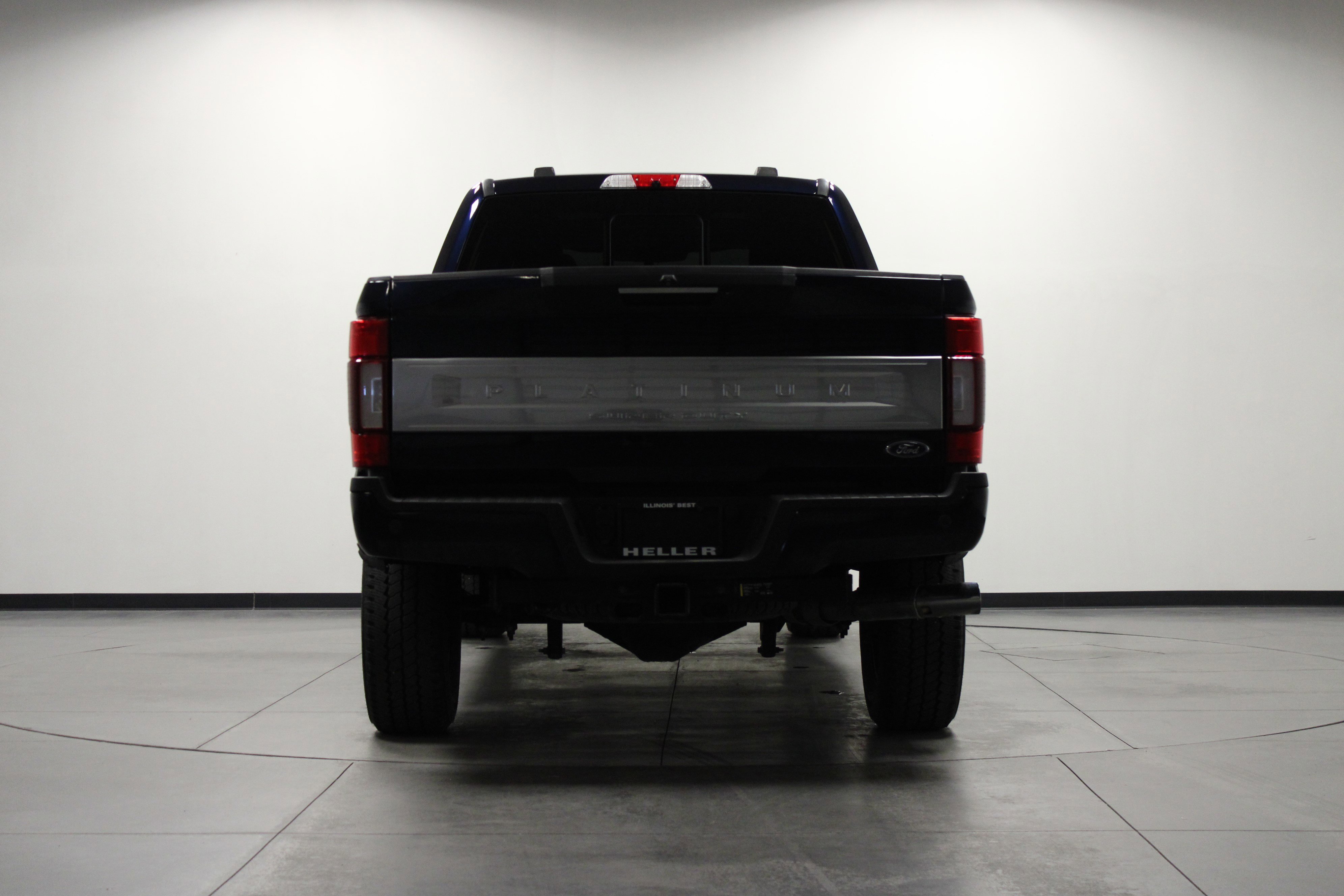 Used 2022 Ford F350 Platinum image 5