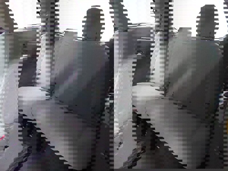 Used 2014 Toyota Sienna LE image 26