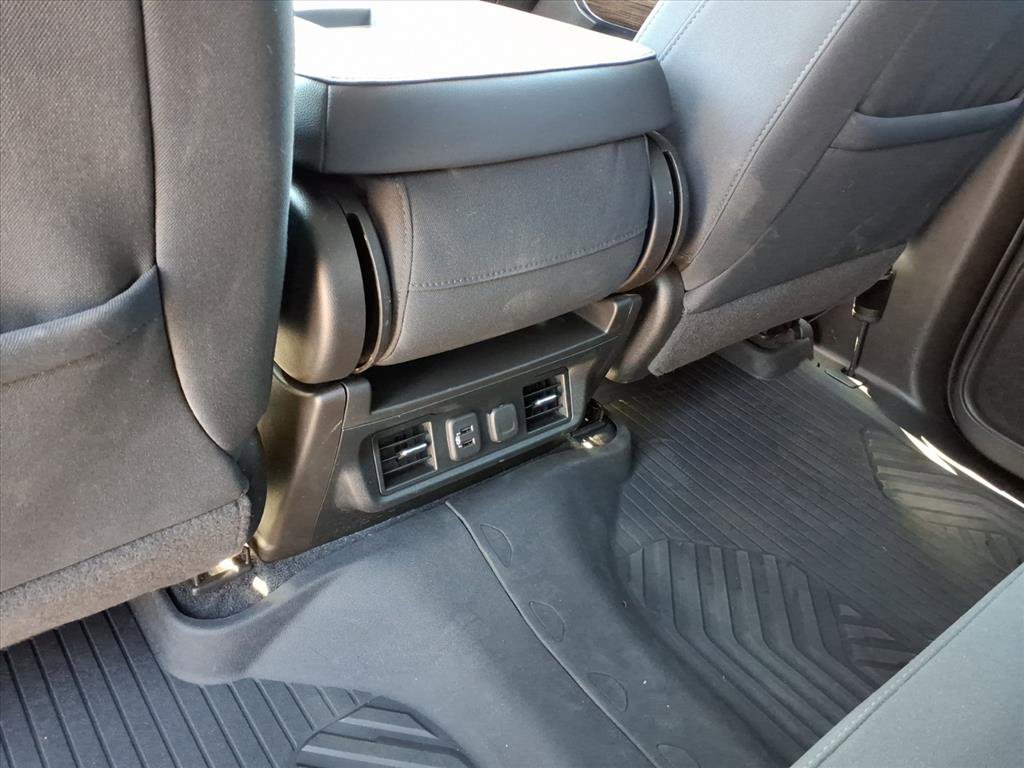 Used 2020 Chevrolet Silverado 1500 LT w/ All-Star Edition AWD/4WD image 15