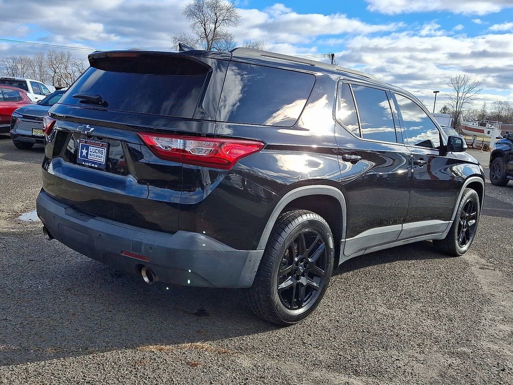 Used 2020 Chevrolet Traverse LT w/ Driver Confidence II Package image 12
