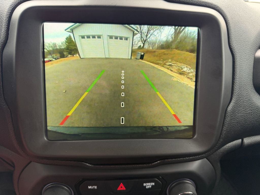 Used 2020 Jeep Renegade Altitude image 25