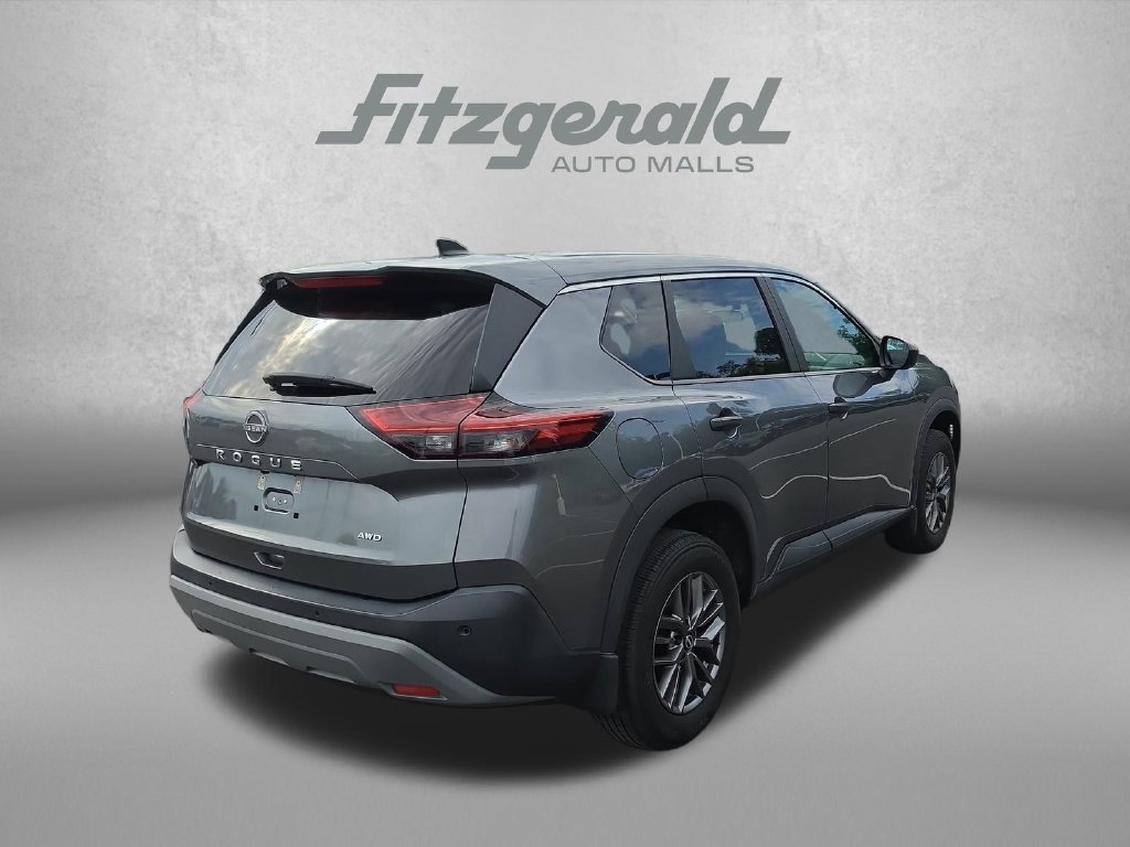 Used 2023 Nissan Rogue S AWD/4WD image 8
