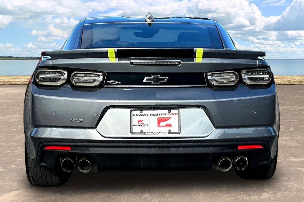 Used 2020 Chevrolet Camaro SS RWD image 5