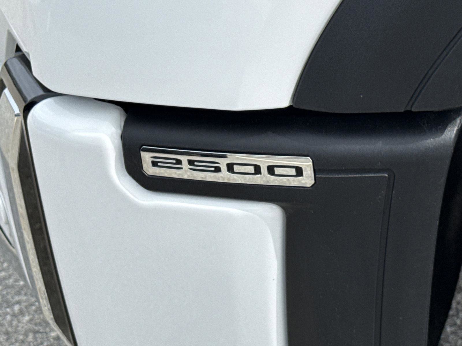 Used 2025 GMC Sierra 2500 Denali image 7