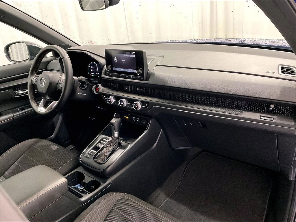 Used 2025 Honda CR-V Sport image 14