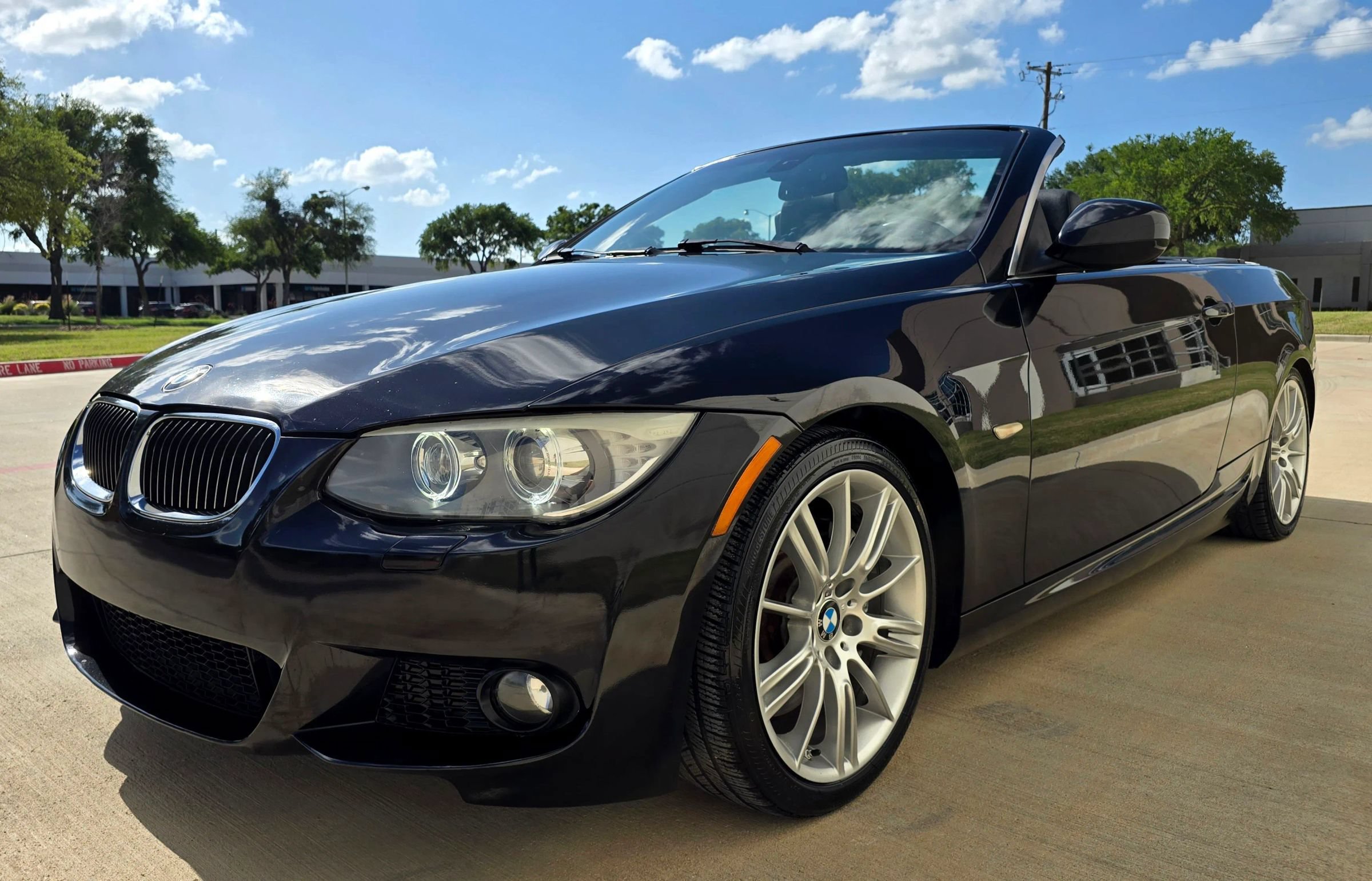Used 2013 BMW 335i Convertible RWD image 5