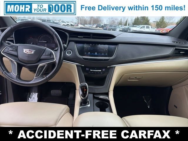 Used 2018 Cadillac XT5 FWD image 33
