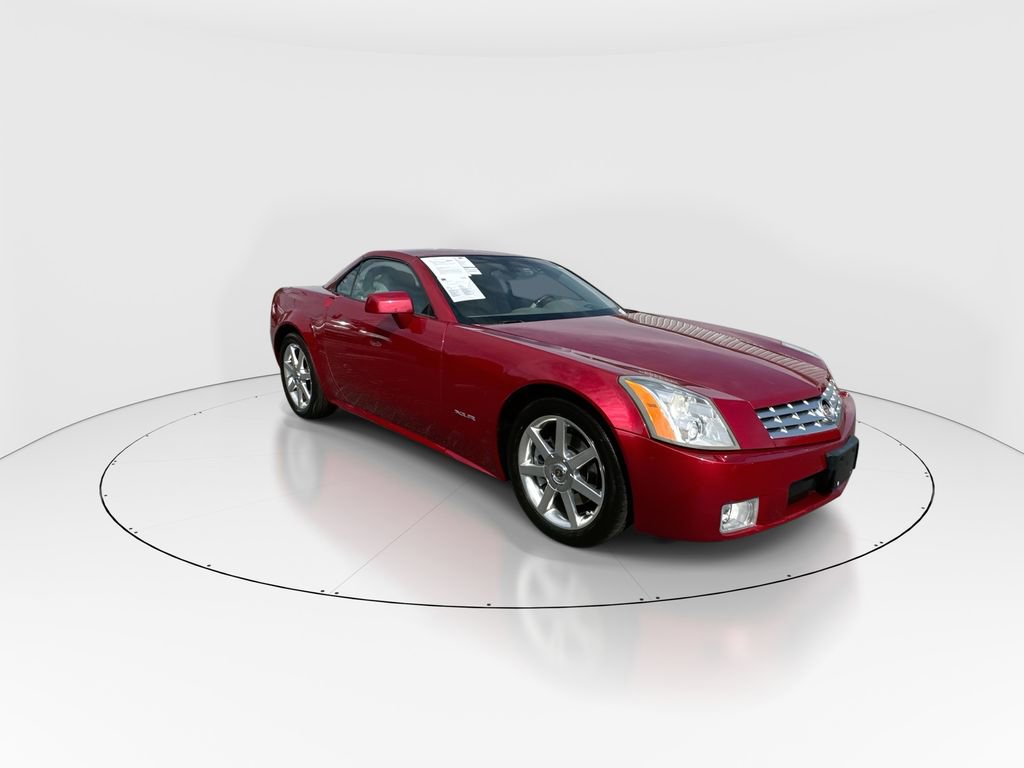 Used 2005 Cadillac XLR image 2