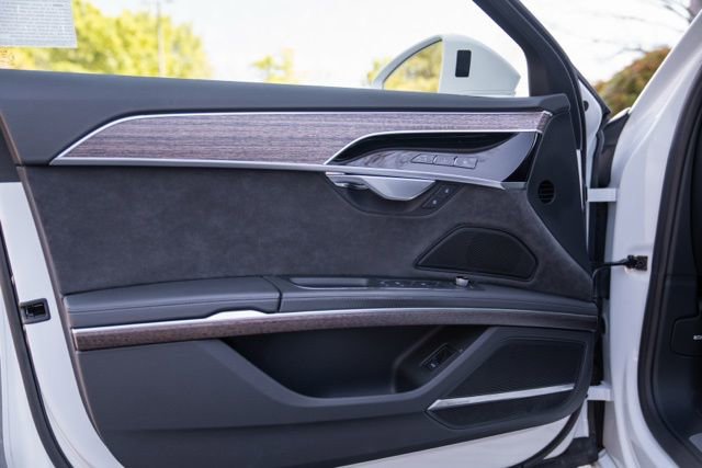 Used 2020 Audi A8 L 4.0T w/ Sport Plus Package image 55