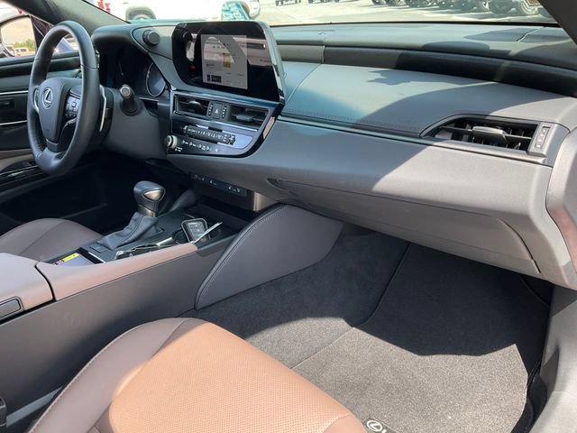 Used 2025 Lexus ES 350 w/ Premium Package FWD image 23