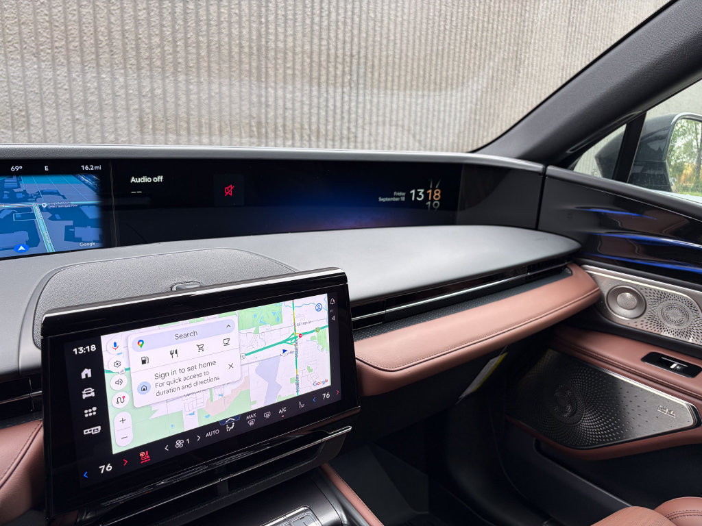 New 2026 Lincoln Nautilus Reserve AWD/4WD image 38