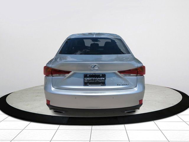 Used 2019 Lexus IS 300 RWD image 4