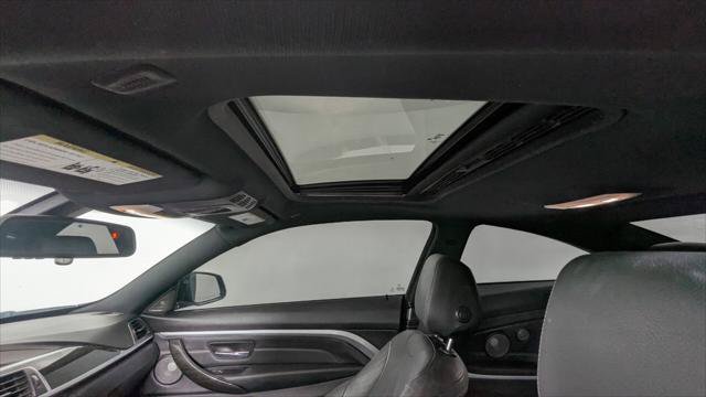 Used 2019 BMW 430i Coupe w/ M Sport Package RWD image 16