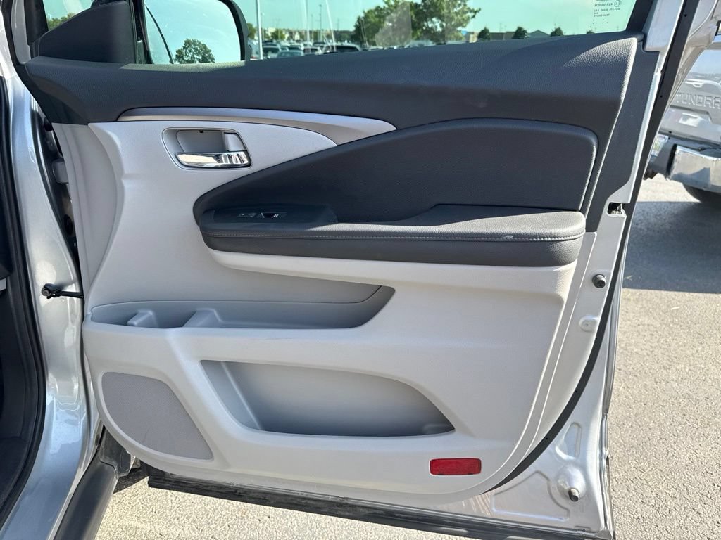 Certified 2020 Honda Ridgeline RTL image 38