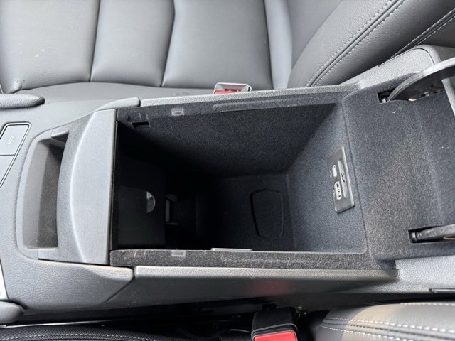 New 2025 Cadillac XT6 Luxury image 22