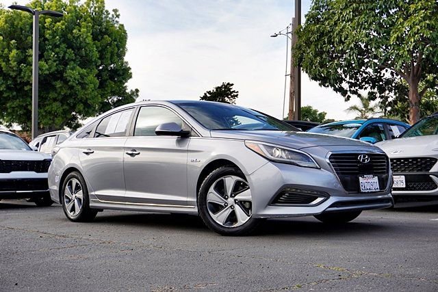 Used 2016 Hyundai Sonata Limited image 2