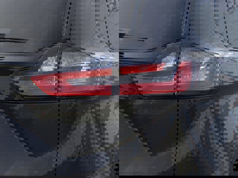 Used 2024 Ford Edge SE image 21