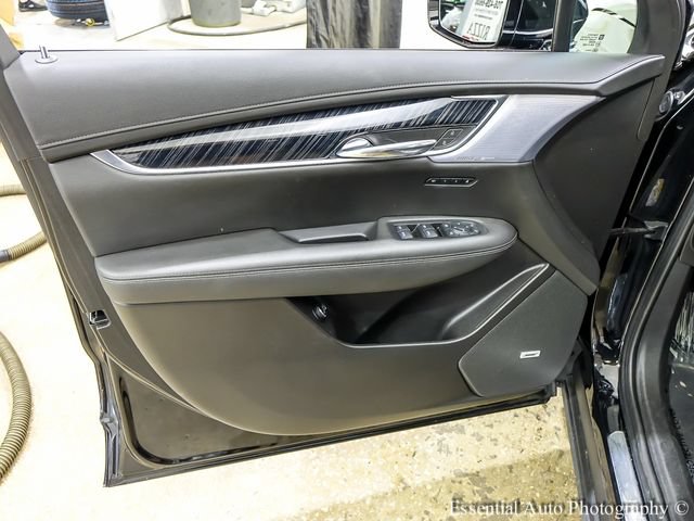 Certified 2024 Cadillac XT6 Premium Luxury w/ LPO, Floor Liner Package AWD/4WD image 21