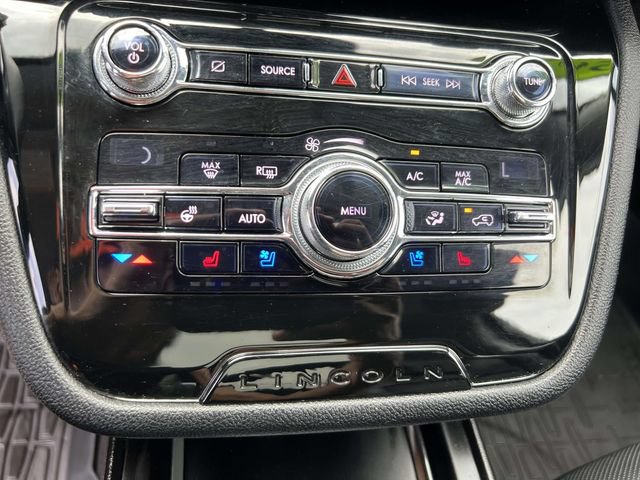 Used 2020 Lincoln Corsair Reserve w/ Equipment Group 201A AWD/4WD image 33